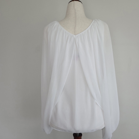 Vince Camuto Sheer Bubble Sleeve White Blouse Size L - Picture 3 of 5